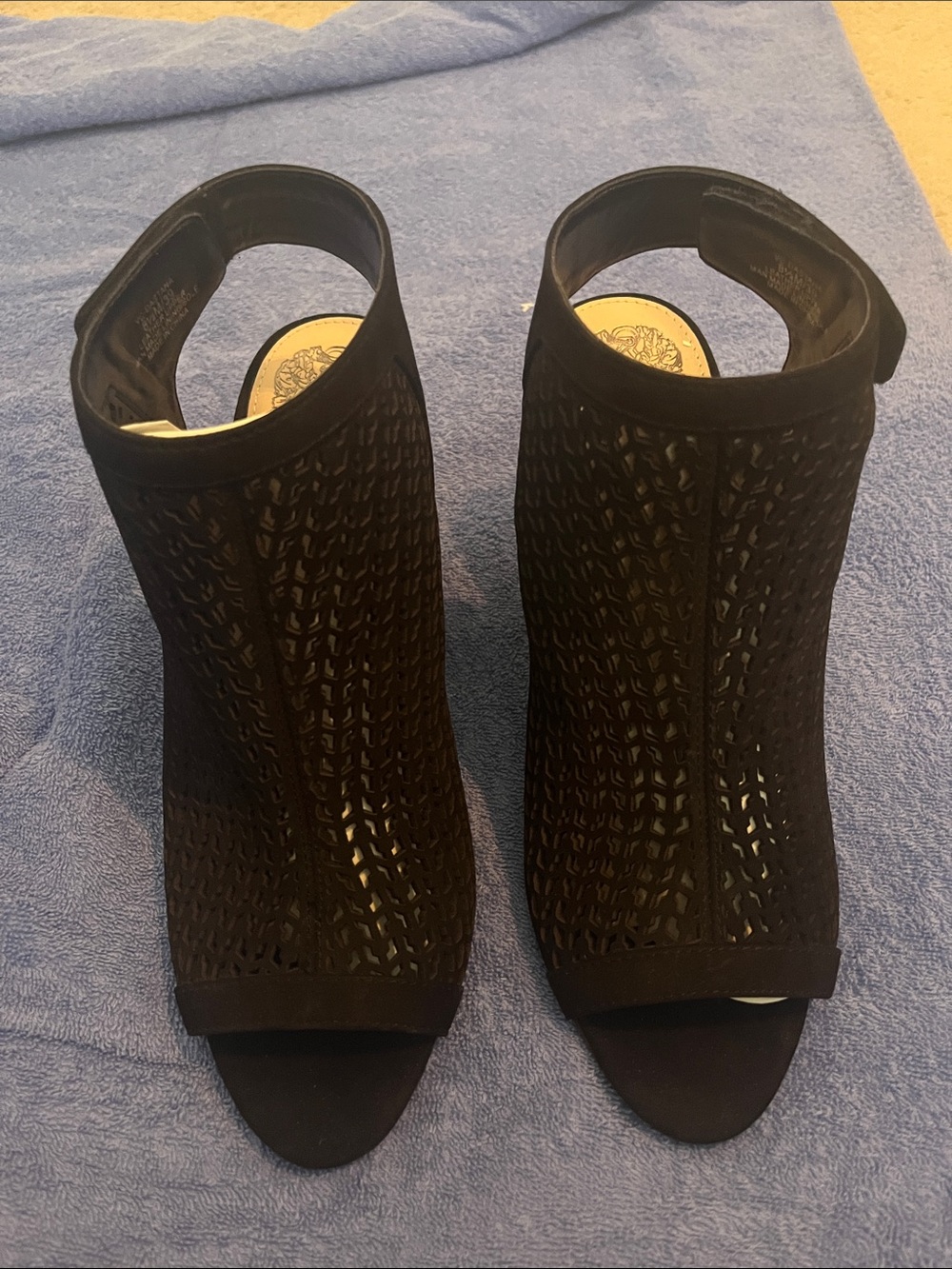 Vince Camuto Black Laser-Cut Open-Toe Mule Sandals